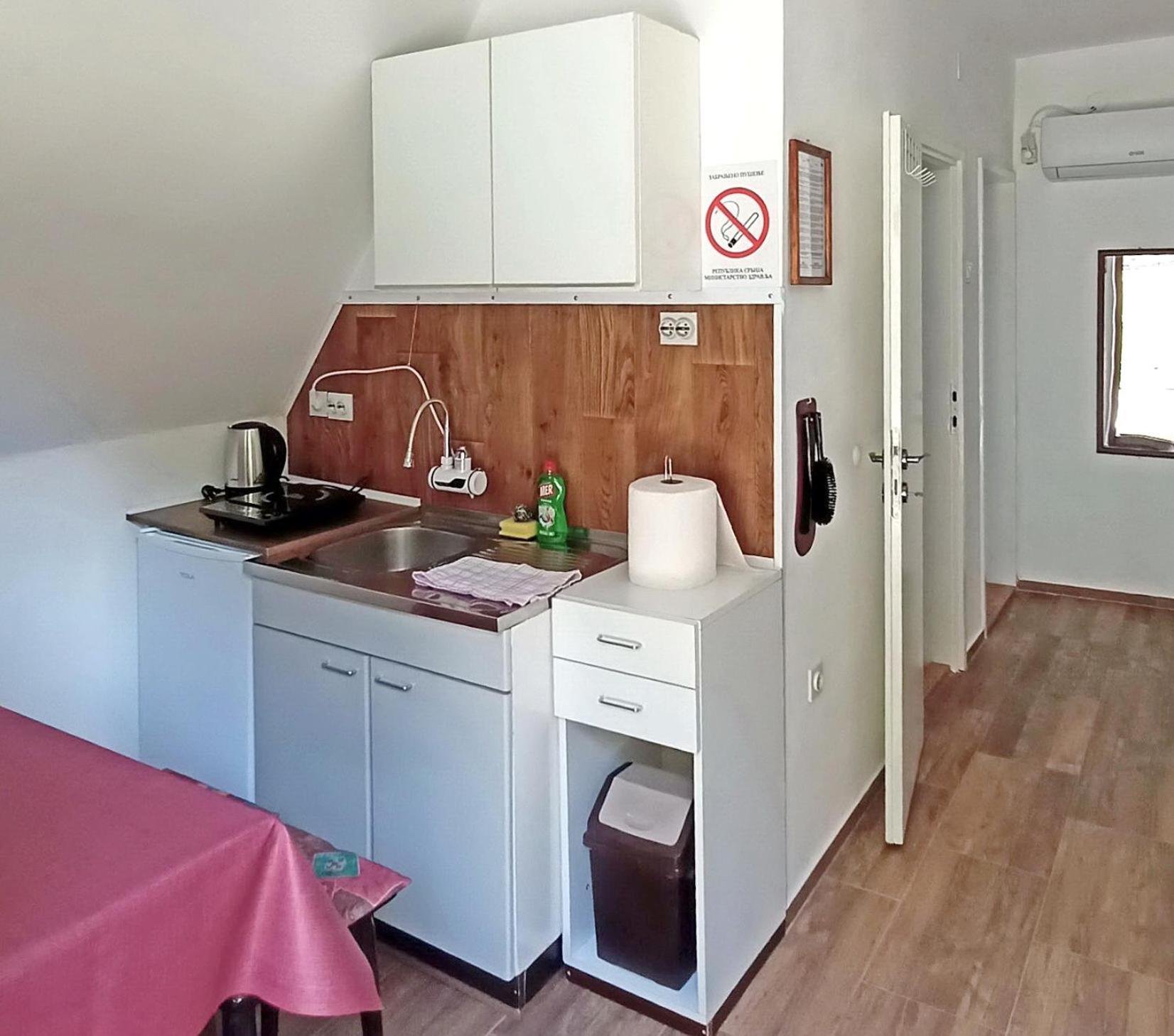 Apartman Duric Доні-Мілановац Екстер'єр фото